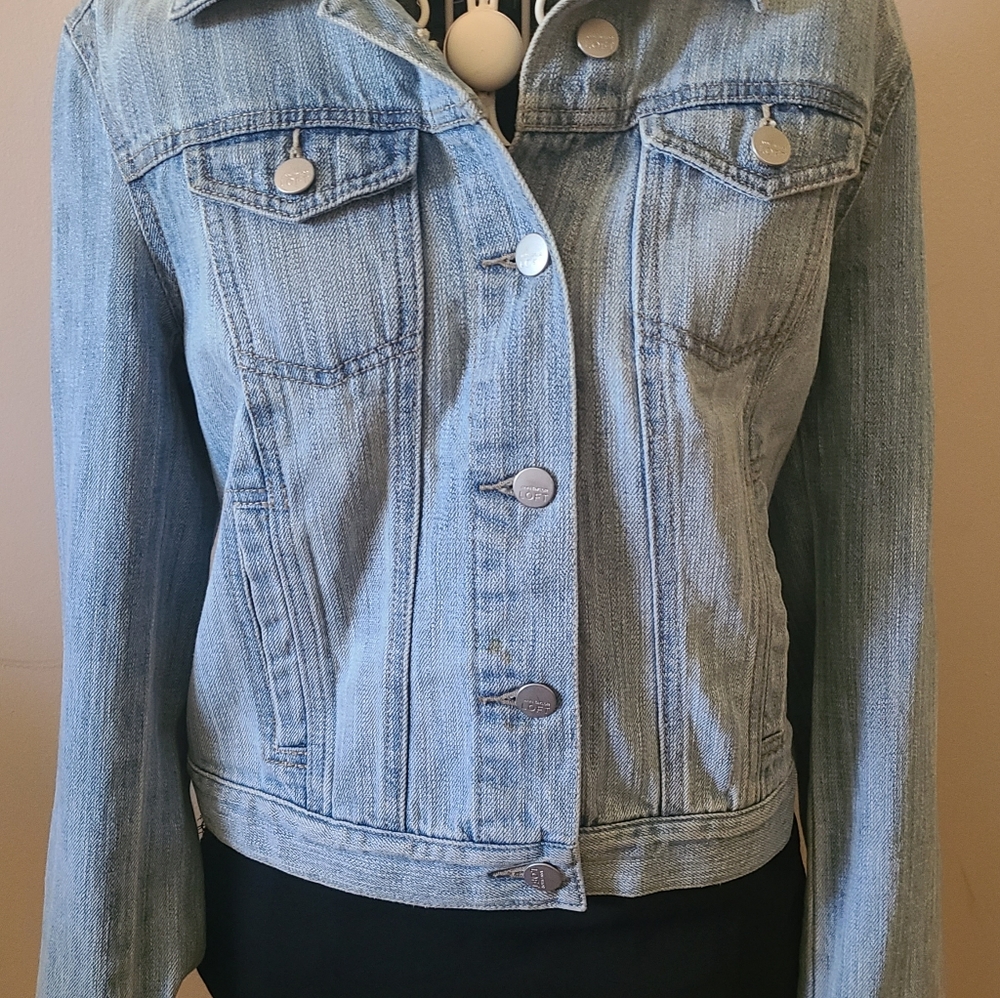 LOFT relaxed denim jack size small